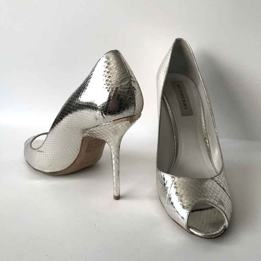 BURBERRY Silver Peep Toe Heels